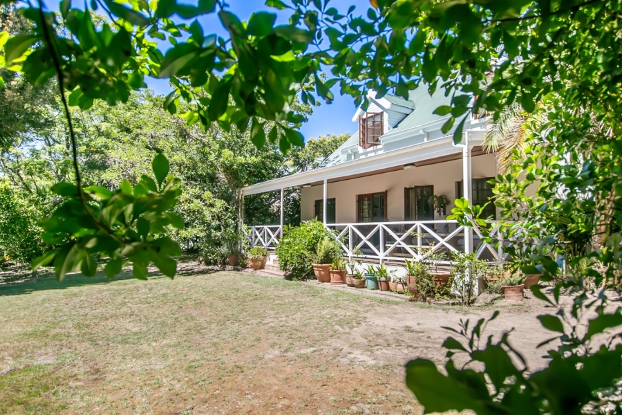4 Bedroom Property for Sale in Belvedere Estate Western Cape